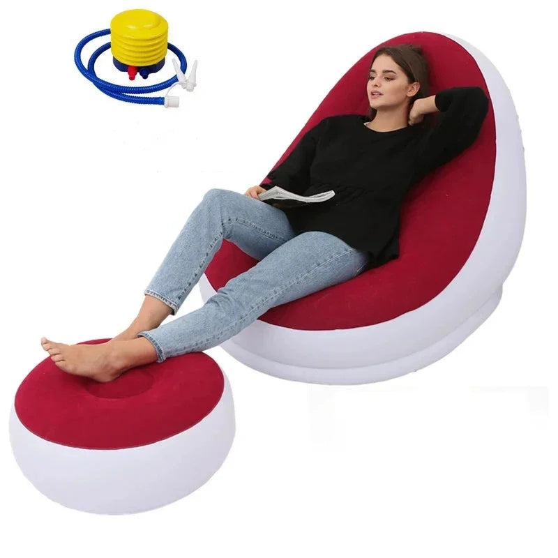 Sofá Perezoso Inflable Marrón con Reposapiés - Superficie Flocada de PVC, Ideal para Descanso y Relax