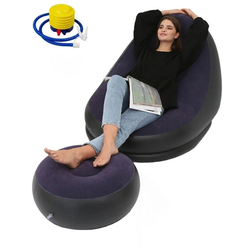 Sofá Perezoso Inflable Marrón con Reposapiés - Superficie Flocada de PVC, Ideal para Descanso y Relax