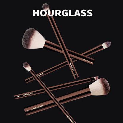 Hourglass-brocha de maquillaje de fibra suave, cepillo de base de brillo ambiental, diseño de moda de cabello