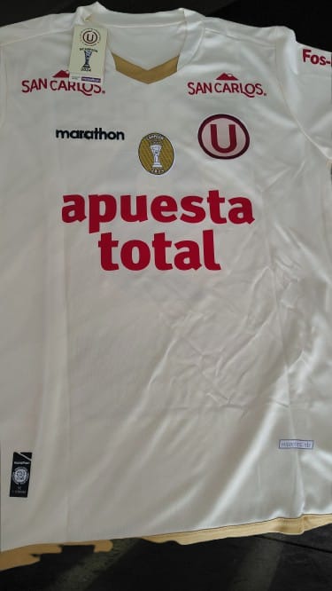 Universitario de Deportes - Replica A1
